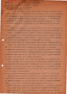 "A la agrupación de detenidos-desaparecidos
A la opinión pública nacional y mundial
A la clase obrera y el pueblo de Chile
A los organismos de solidaridad
A los organismos humanitarios"